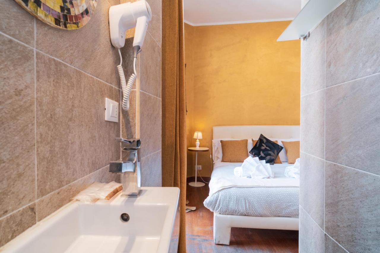 Golden Rooms Piazza Di Spagna Рим Экстерьер фото
