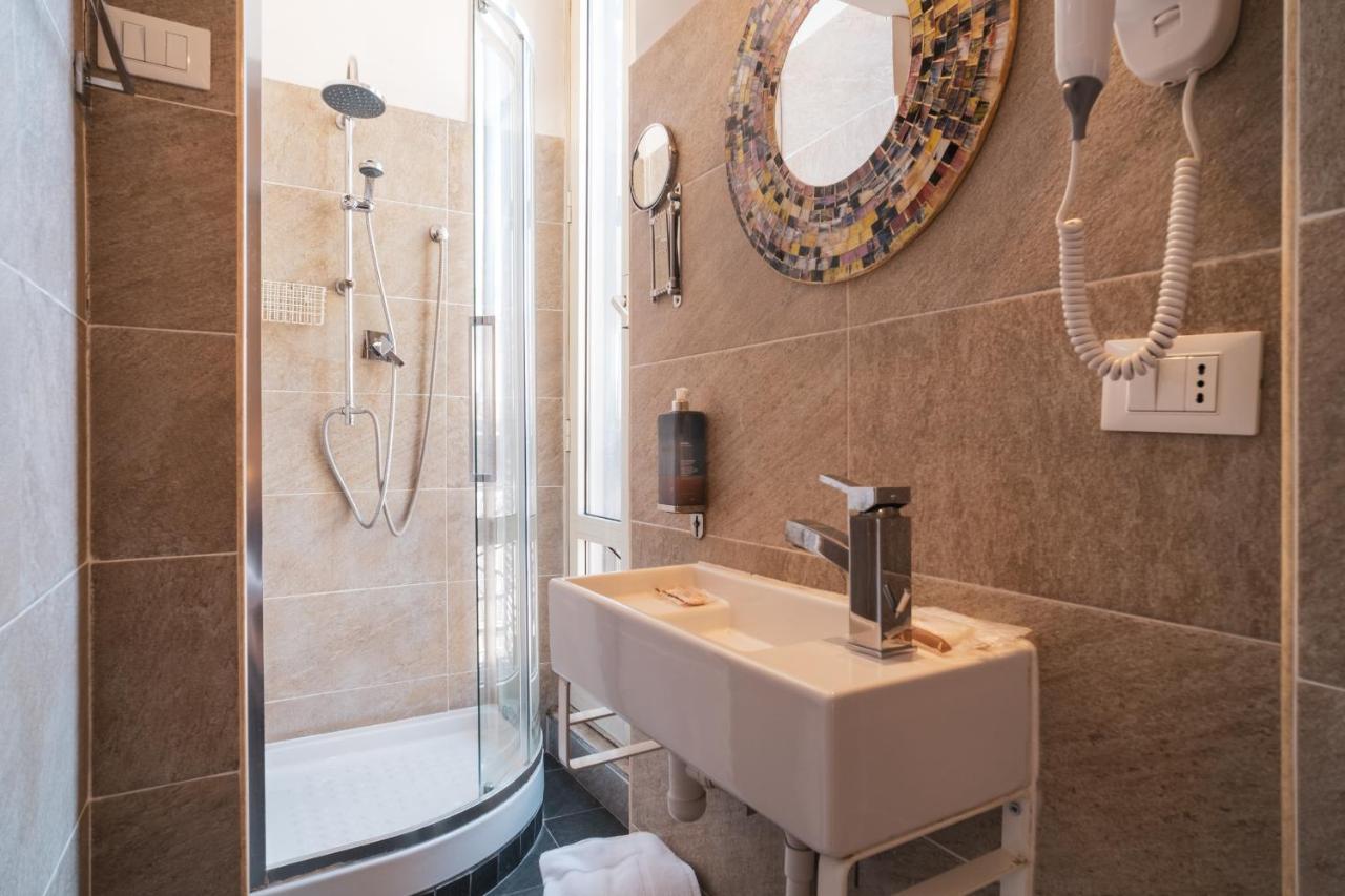 Golden Rooms Piazza Di Spagna Рим Экстерьер фото