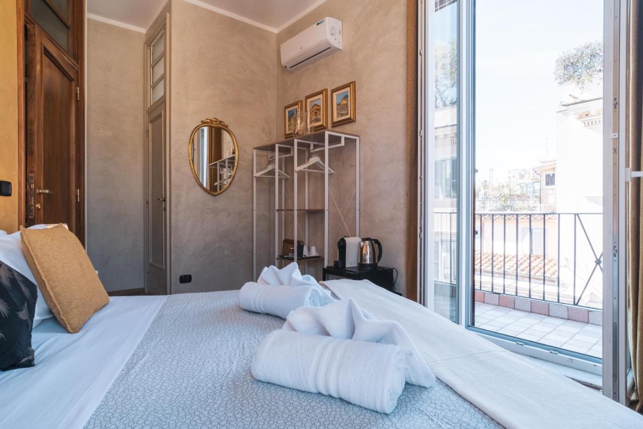 Golden Rooms Piazza Di Spagna Рим Экстерьер фото