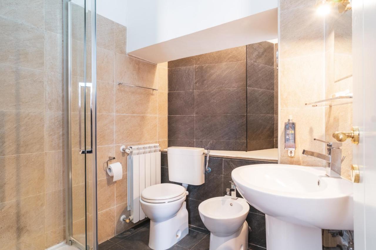 Golden Rooms Piazza Di Spagna Рим Экстерьер фото