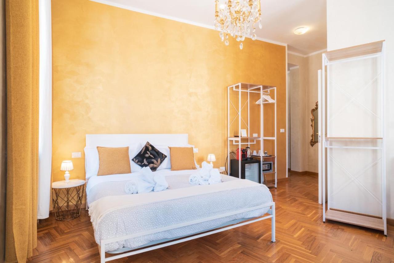 Golden Rooms Piazza Di Spagna Рим Экстерьер фото