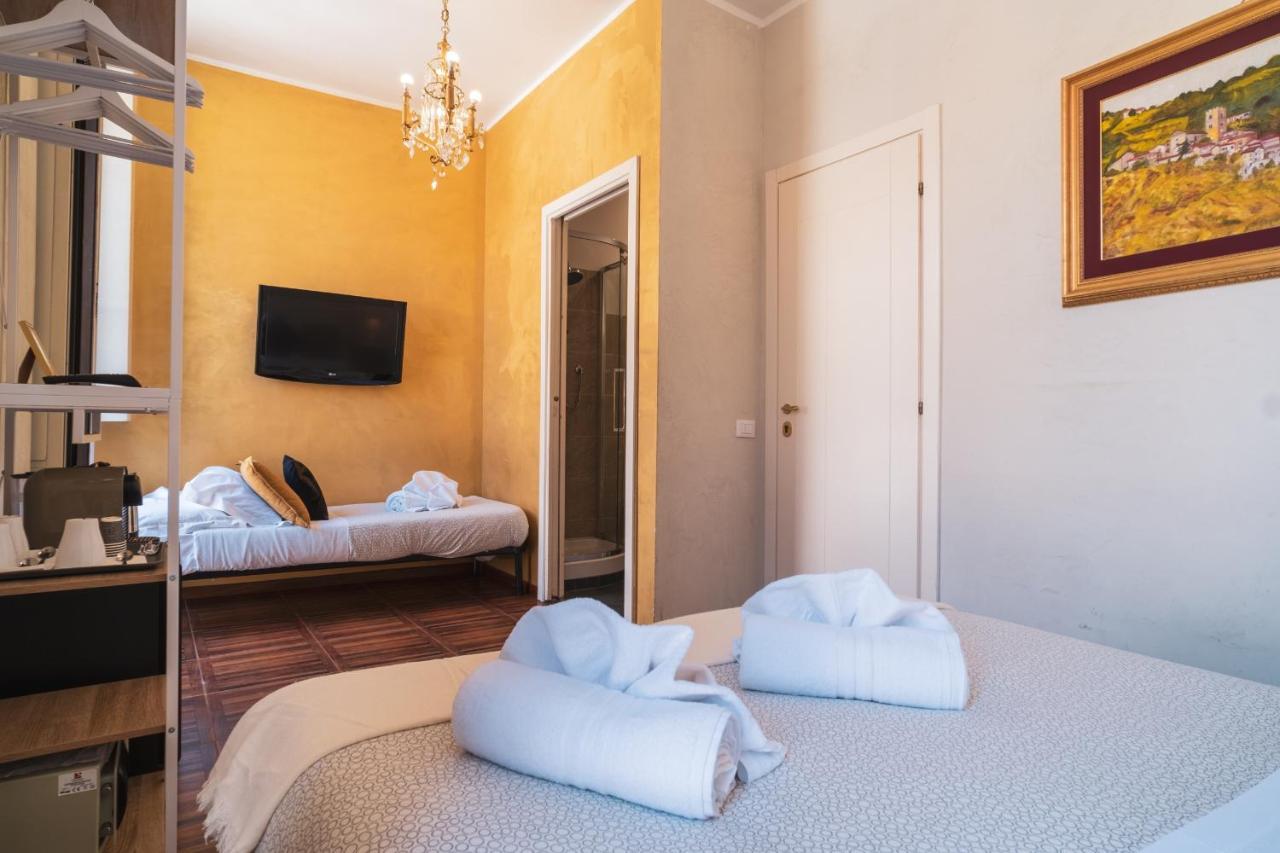 Golden Rooms Piazza Di Spagna Рим Экстерьер фото